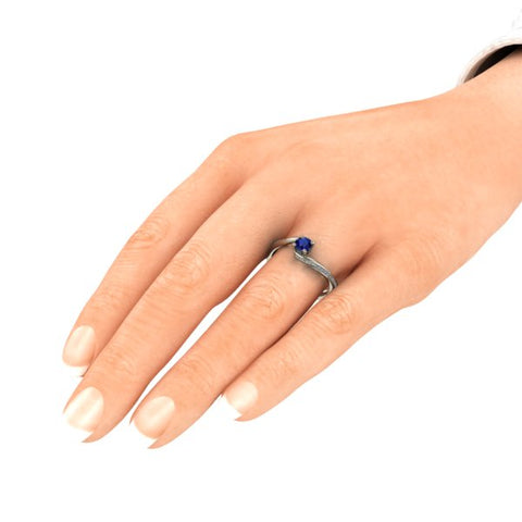Verlobungsring Weißgold mit Saphir blau und Diamant