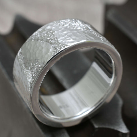 Bandring 10 mm aus Silber mit einem Muster