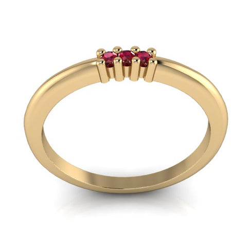 Ring aus Gelbgold mit Rubin rot