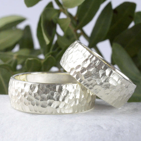 Trauringe Silber 10 mm Hammerschlag grob